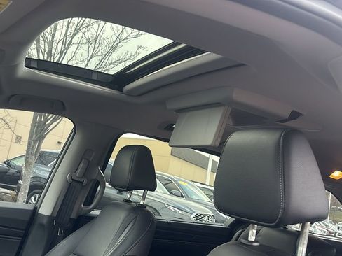 Used 2024 Honda Odyssey Touring image 25