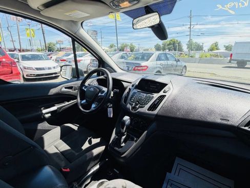 Used 2016 Ford Transit Connect XLT FWD image 13