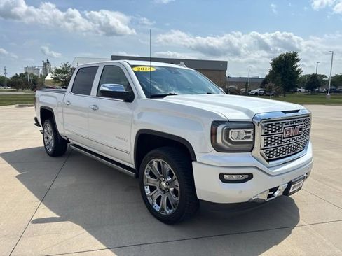 Used 2018 GMC Sierra 1500 Denali w/ Denali Ultimate Package AWD/4WD image 40
