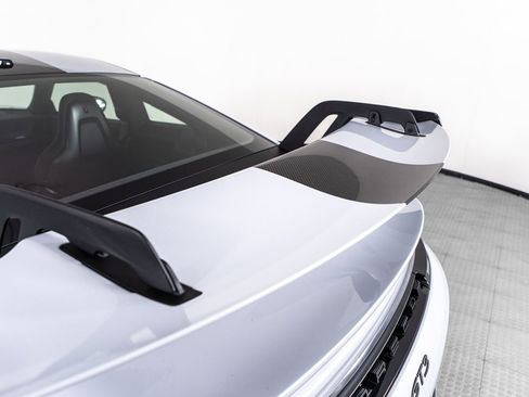 Used 2025 Porsche 911 GT3 RWD image 25
