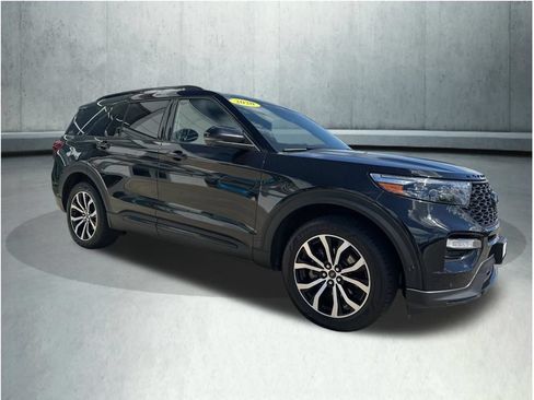 Used 2020 Ford Explorer ST w/ Premium Technology Package AWD/4WD image 8