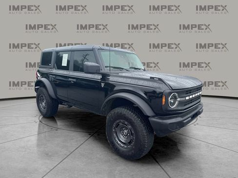 Used 2025 Ford Bronco 4-Door w/ Sasquatch Package AWD/4WD image 4