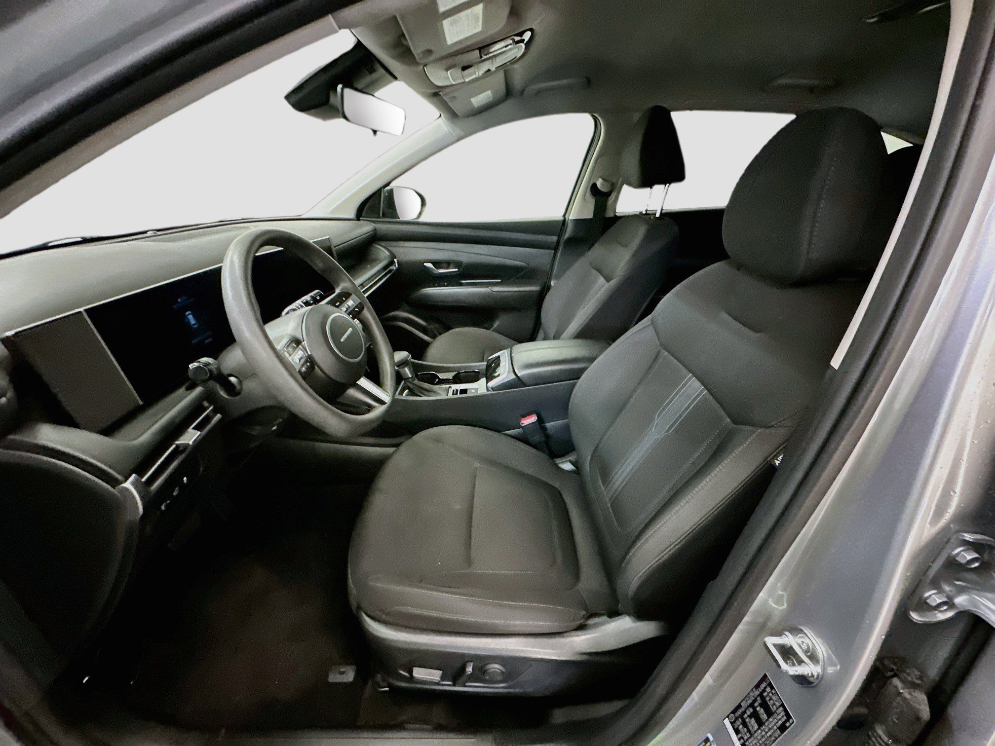 Used 2025 Hyundai Tucson SEL AWD/4WD image 13