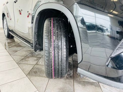 New 2026 Toyota Highlander Platinum image 20