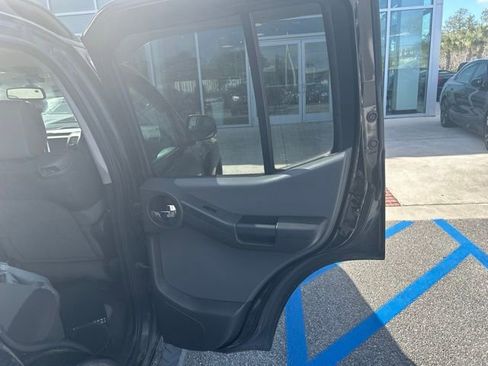Used 2007 Nissan Xterra S w/ Utility Pkg image 15