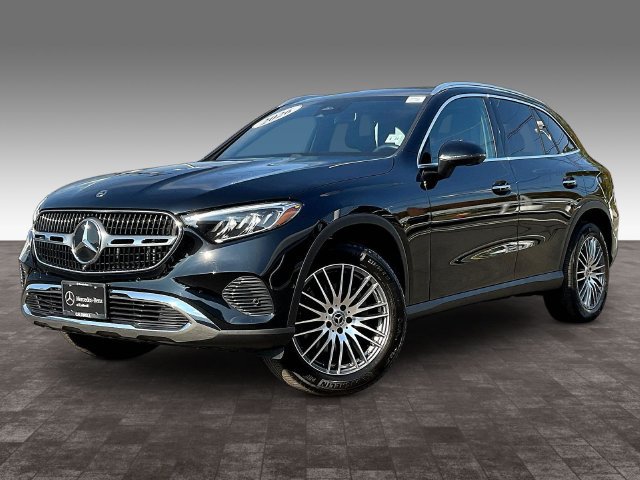 Used 2026 Mercedes-Benz GLC 300 4MATIC image 3