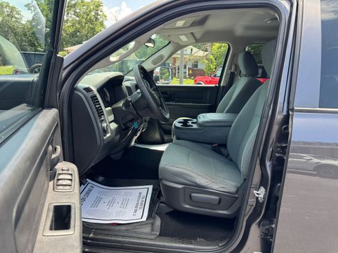 Used 2015 RAM 1500 Express AWD/4WD image 10