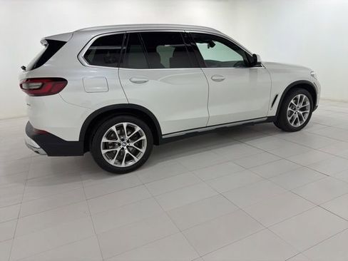 Used 2023 BMW X5 xDrive40i w/ Premium Package image 6