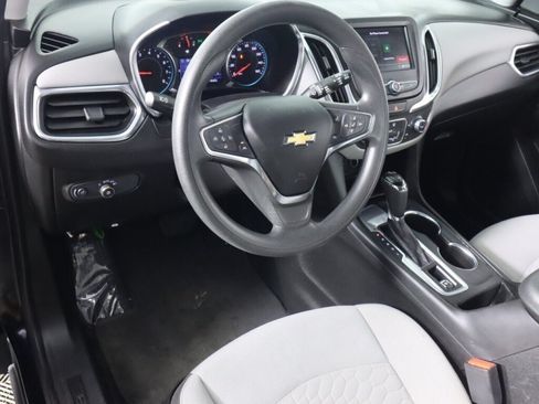 Used 2021 Chevrolet Equinox LT FWD image 9