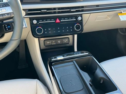 New 2026 Hyundai Tucson Limited AWD/4WD image 17