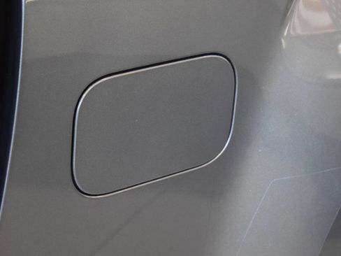 Used 2015 GMC Canyon SLT w/ Driver Alert Package image 24