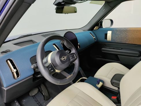 Certified 2025 MINI Cooper Countryman S image 13