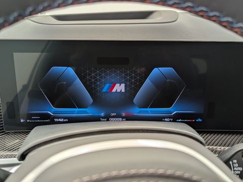 New 2026 BMW X7 M60i image 4