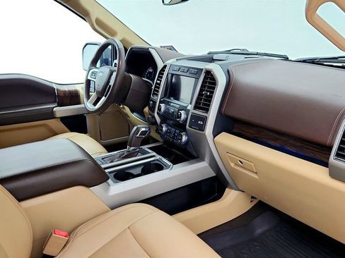 Used 2020 Ford F150 Lariat w/ Equipment Group 502A Luxury AWD/4WD image 25