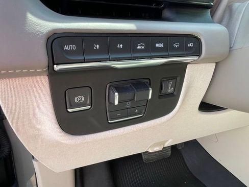 Used 2021 Cadillac Escalade Sport Platinum AWD/4WD image 11