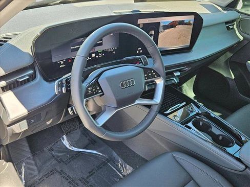 New 2026 Audi Q3 quattro 2.0T AWD/4WD image 3