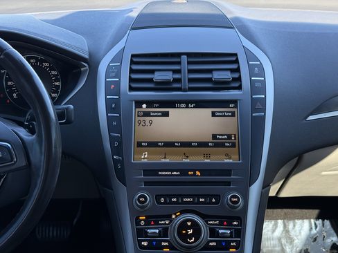 Used 2017 Lincoln MKZ Select w/ Climate Package image 21