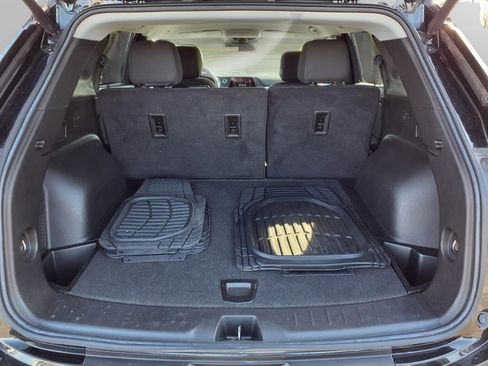 Used 2022 Chevrolet Blazer LT FWD image 27
