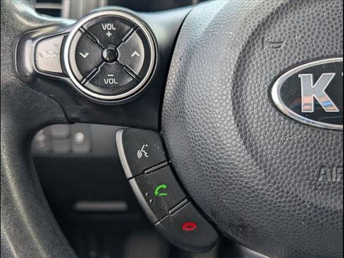 Used 2015 Kia Soul image 11