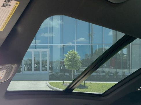 Certified 2025 Audi Q3 2.0T Premium w/ Convenience Package image 15