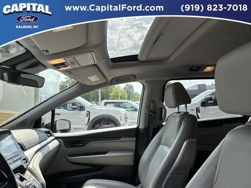 Used 2019 Honda Odyssey EX-L image 22