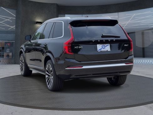 New 2026 Volvo XC90 B6 Plus w/ Protection Package Premier AWD/4WD image 3