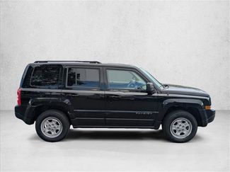 Used 2016 Jeep Patriot Sport w/ Power Value Group AWD/4WD video 4