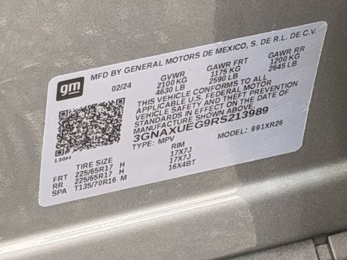 Used 2024 Chevrolet Equinox LT AWD/4WD image 34