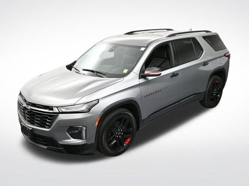 Used 2023 Chevrolet Traverse Premier w/ Redline Edition AWD/4WD image 16