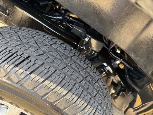 Used 2024 Toyota Tacoma SR5 image 31