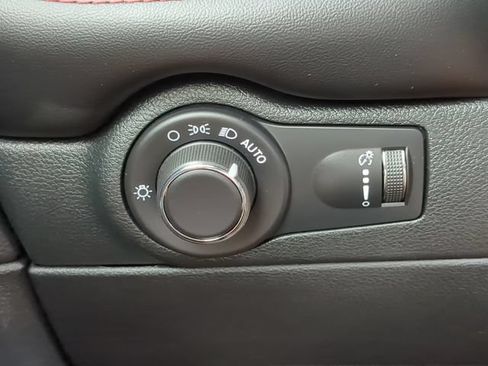 Used 2024 Dodge Durango GT AWD/4WD image 31