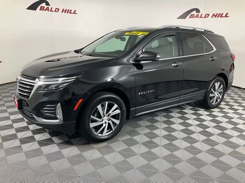 Used 2023 Chevrolet Equinox Premier image 3