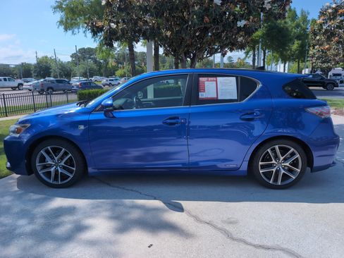 Used 2015 Lexus CT 200h w/ Navigation Package FWD image 7