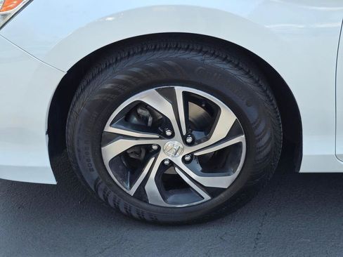Used 2016 Honda Accord LX image 18