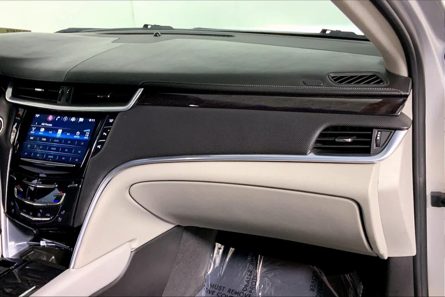 Used 2016 Cadillac XTS Luxury w/ Driver Awareness Package FWD image 17