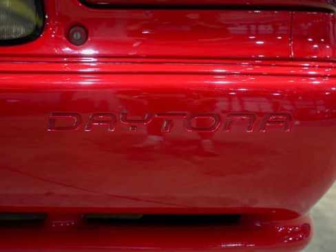 Used 1992 Dodge Daytona ES FWD image 21