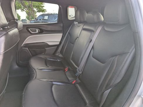 Used 2024 Jeep Compass Limited image 28