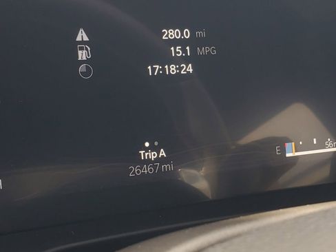 Used 2024 Jeep Grand Cherokee Limited image 20