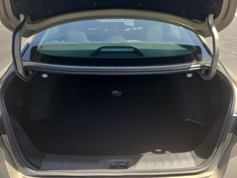 New 2026 Nissan Sentra SV w/ SV Convenience Package FWD image 12