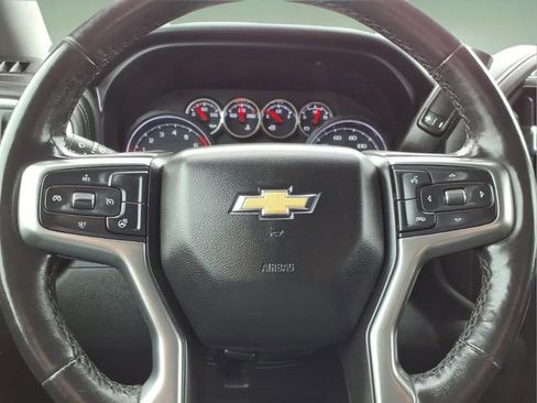 Used 2022 Chevrolet Silverado 1500 LT image 26