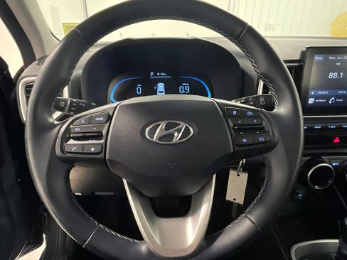 Used 2023 Hyundai Venue SEL w/ Cargo Package FWD image 27