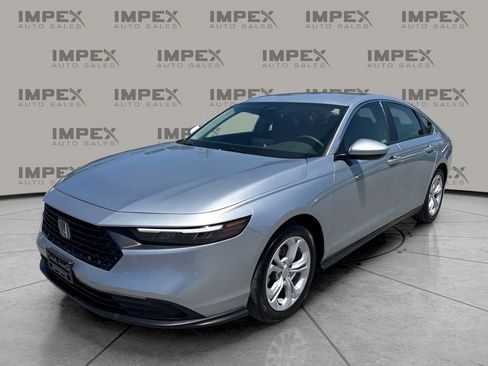 Used 2025 Honda Accord LX image 1