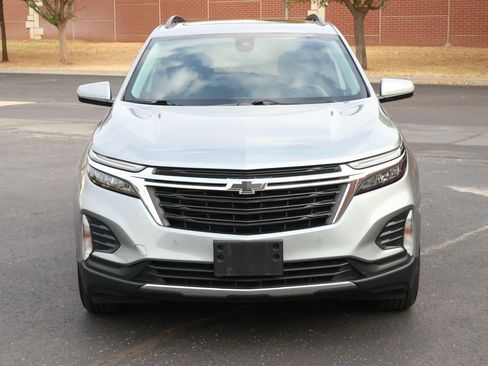 Used 2024 Chevrolet Equinox LT w/ LPO, Floor Liner Package FWD image 28