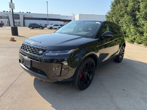 Used 2023 Land Rover Range Rover Evoque SE AWD/4WD image 7