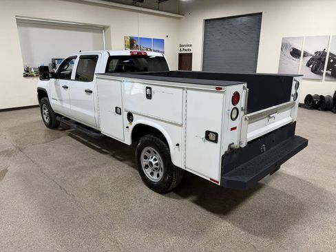 Used 2017 GMC Sierra 3500 4x4 Crew Cab w/ Snow Plow Prep Package image 19