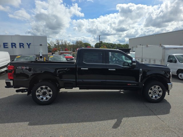 New 2027 Ford F350 Lariat w/ Lariat Ultimate Package AWD/4WD image 2