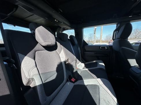 Certified 2023 Ford Bronco 4-Door w/ Sasquatch Package image 38