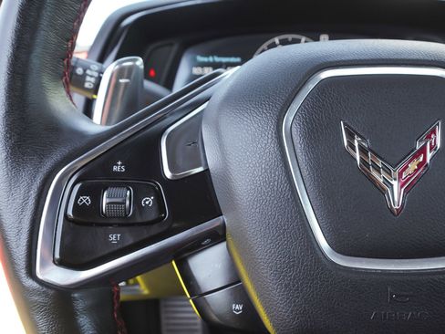 Used 2023 Chevrolet Corvette Stingray Preferred Conv w/ Z51 Performance Package RWD image 18