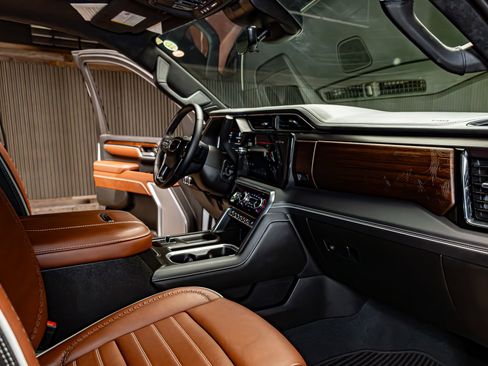 Used 2025 GMC Sierra 2500 Denali Ultimate image 20