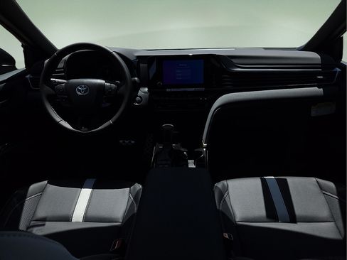 New 2026 Toyota Camry SE w/ Convenience Package FWD image 16
